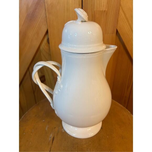 Vintage Leedsware Creamware Coffee Pot with Domed Lid Hand Formed Pattern (8872) - Picture 1 of 9